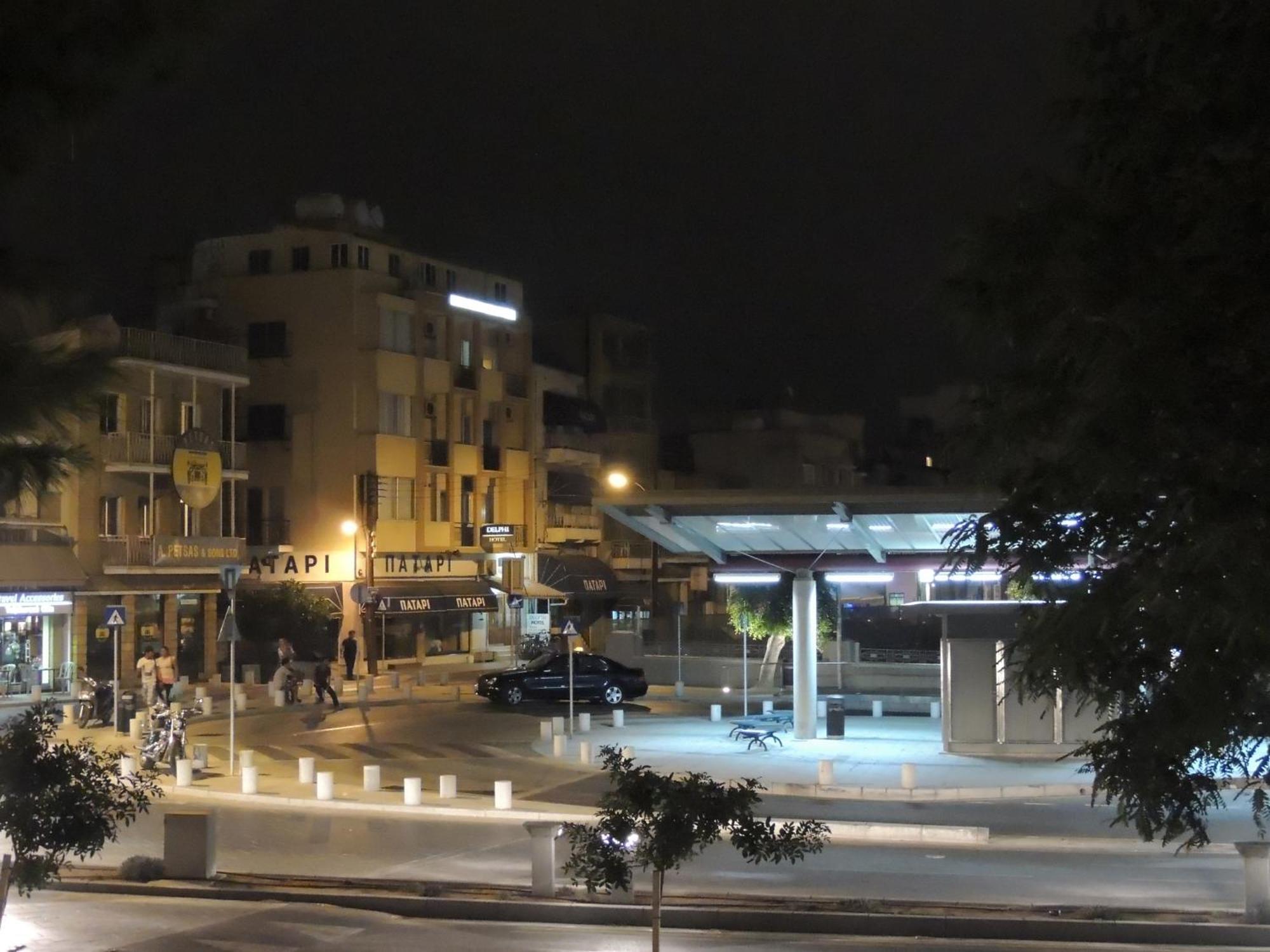 Delphi Hotel Никосия Экстерьер фото